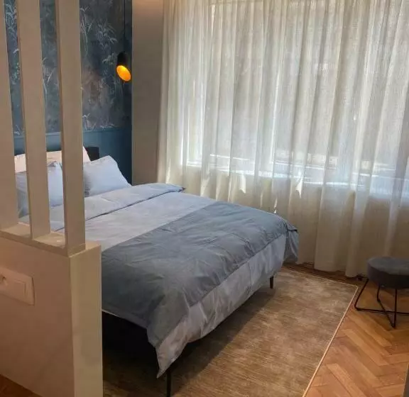 پانسیون Good Mood   Chambres Et Suite