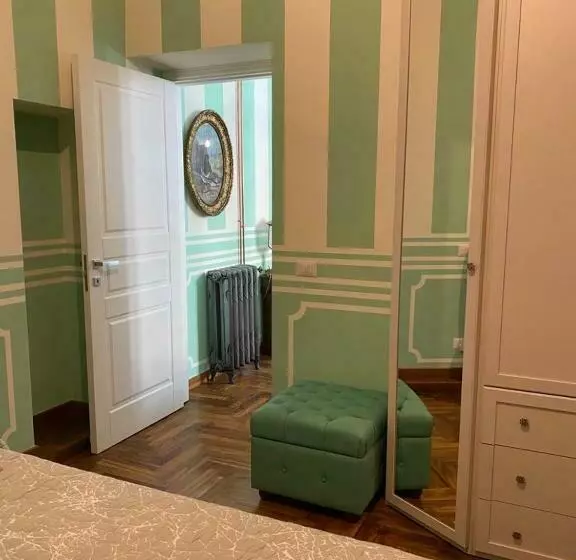 Majatalo Regal House Anzio Manetti 16