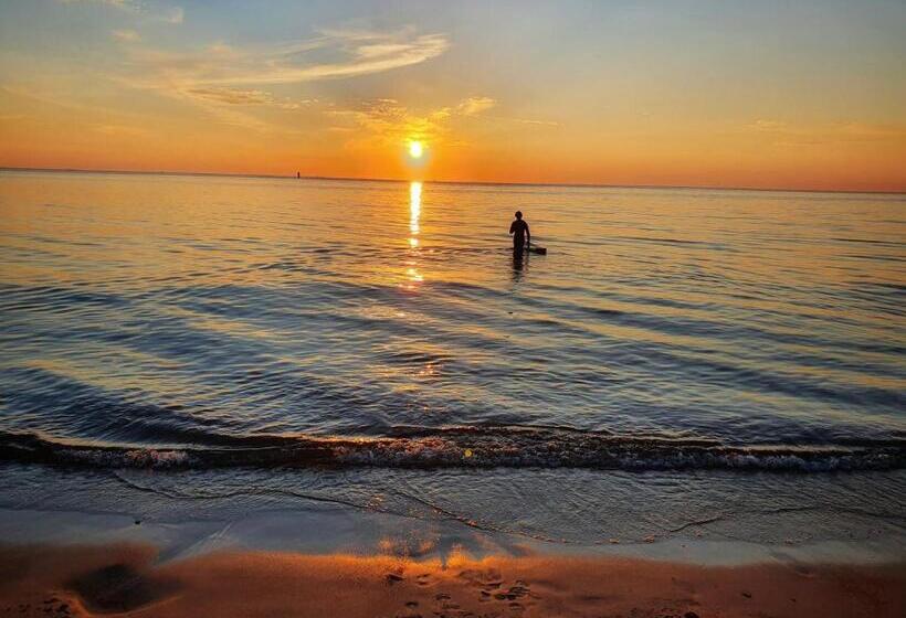 پانسیون Surf Inn