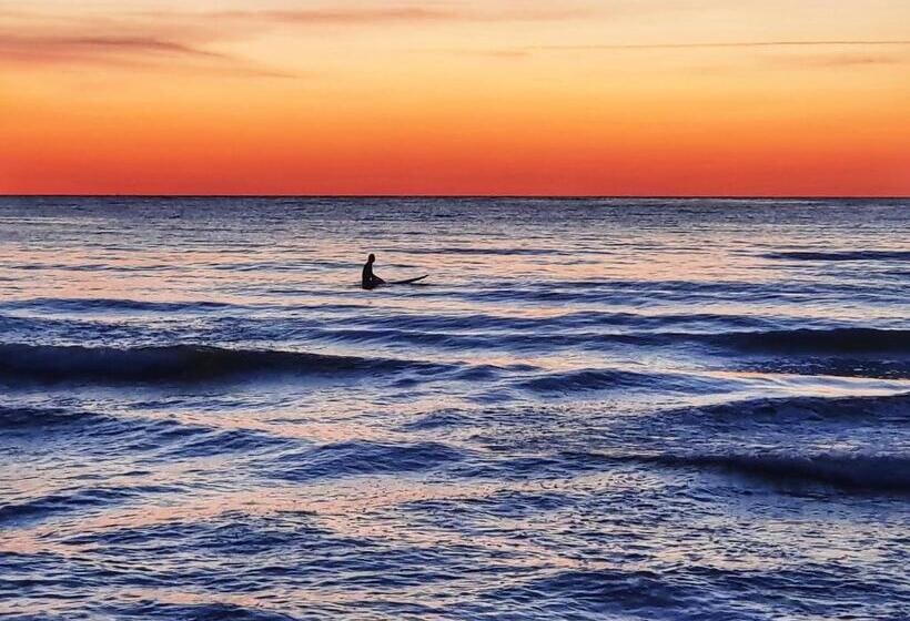 پانسیون Surf Inn