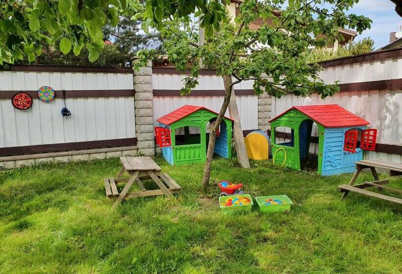 پانسیون Surf Inn