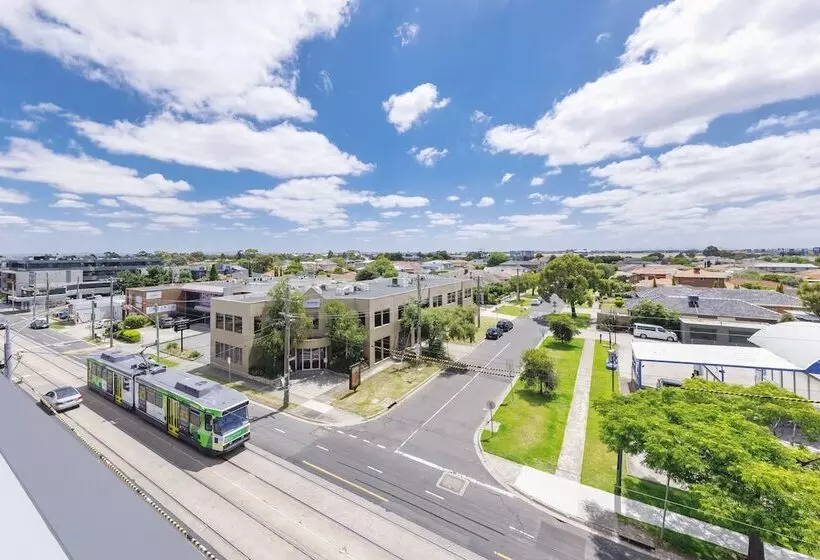 Punthill Essendon North