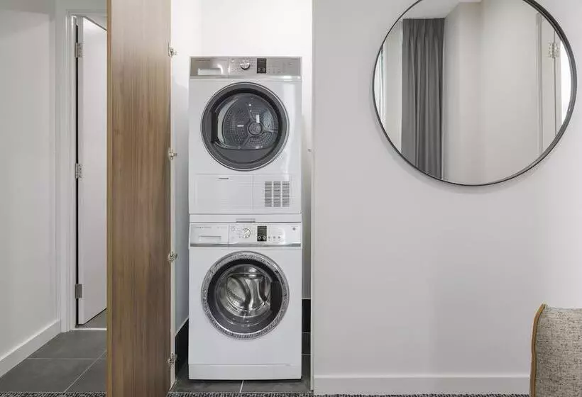 Punthill Essendon North