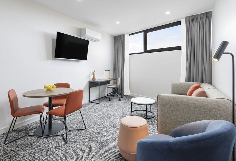 Punthill Essendon North