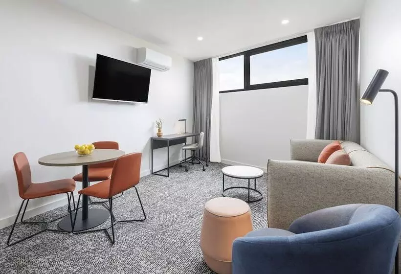 Punthill Essendon North