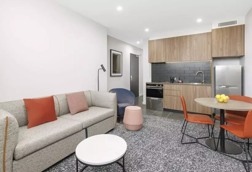 Punthill Essendon North