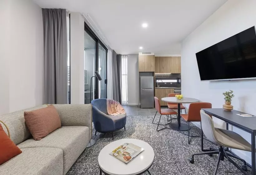 Punthill Essendon North