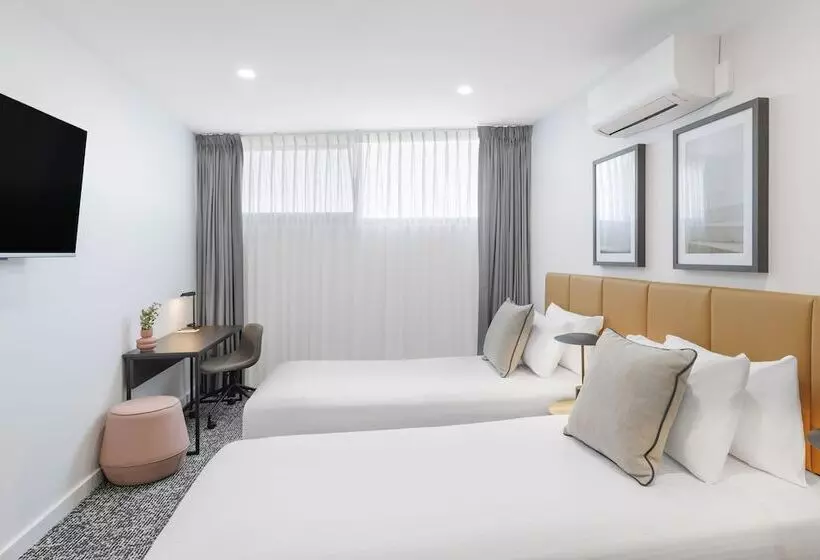 Punthill Essendon North