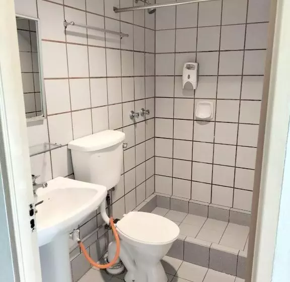 Retkeilymaja Faber Inn