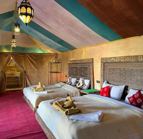 مبيت وإفطار Best Desert Luxury Camp
