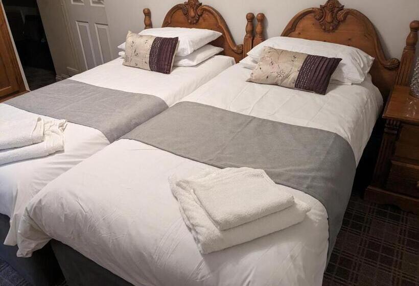 مبيت وإفطار The Board Inn   Lealholm