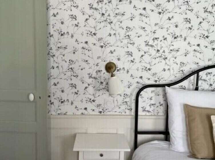 ベッドアンドブレックファースト La Suite