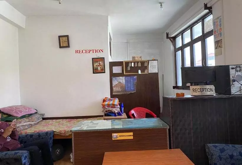 Hotel Ashiyana