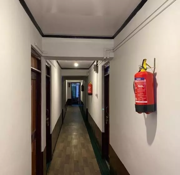 Hotel Ashiyana