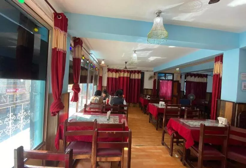 Hotel Ashiyana