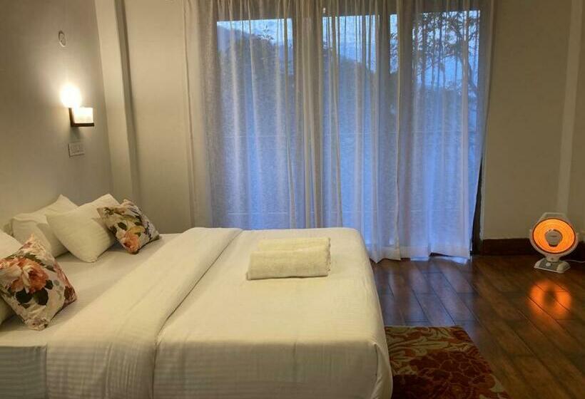 בית מלון כפרי Miknaon Farm Stay