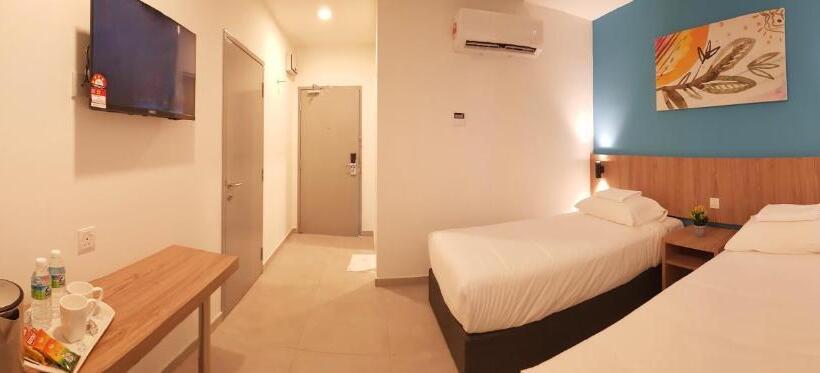 בית מלון כפרי Orkid Port Klang