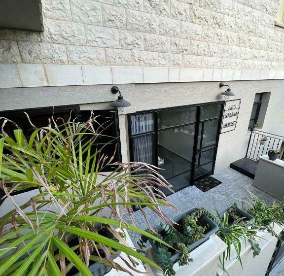 פנסיון Abu Salem House Guest House