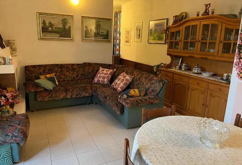 پانسیون Casa Giada