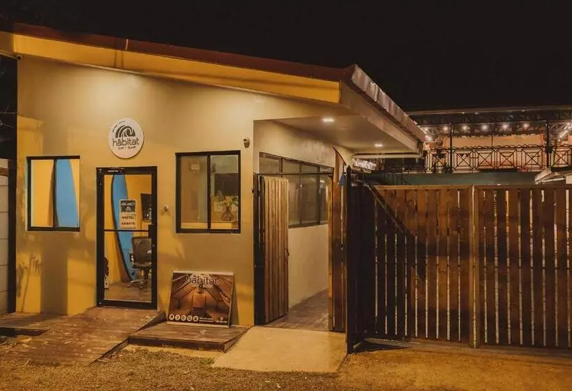 Majatalo Habitat Surf Glamp