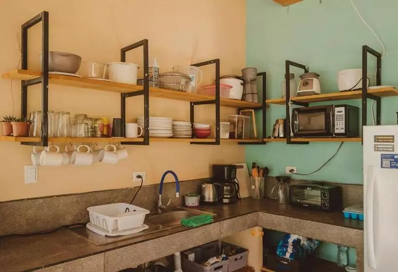 Majatalo Habitat Surf Glamp