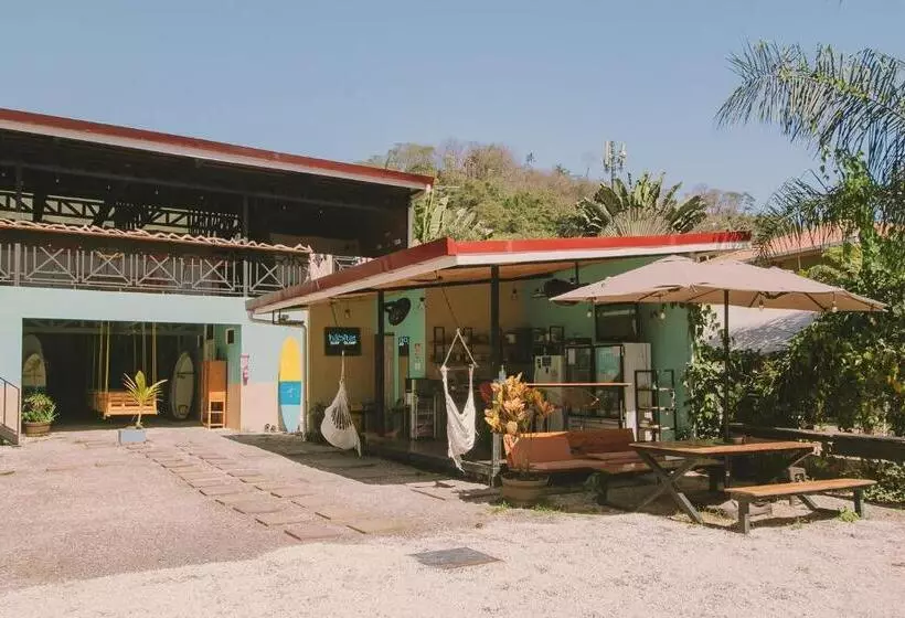 Majatalo Habitat Surf Glamp