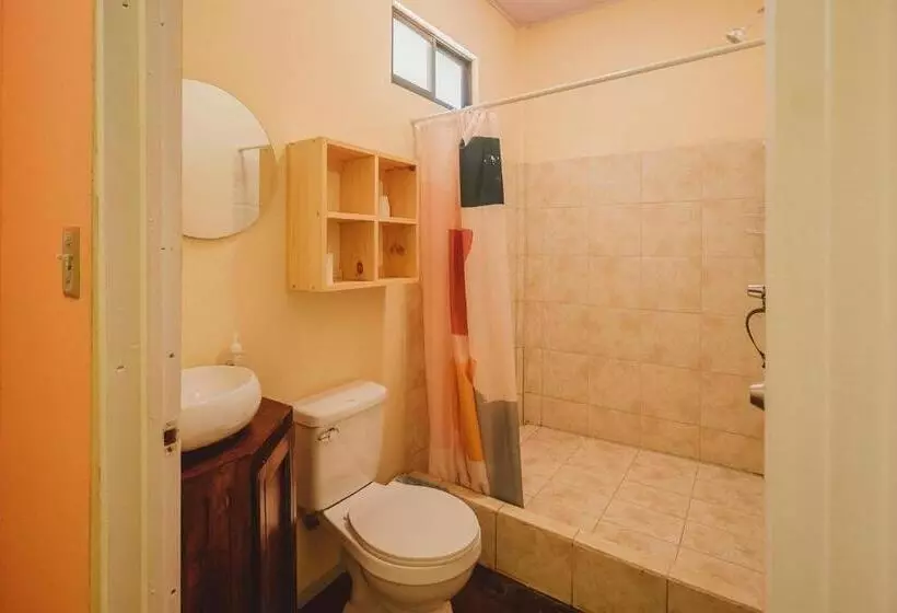 Majatalo Habitat Surf Glamp