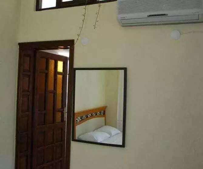 ホテル Arya Holiday Houses