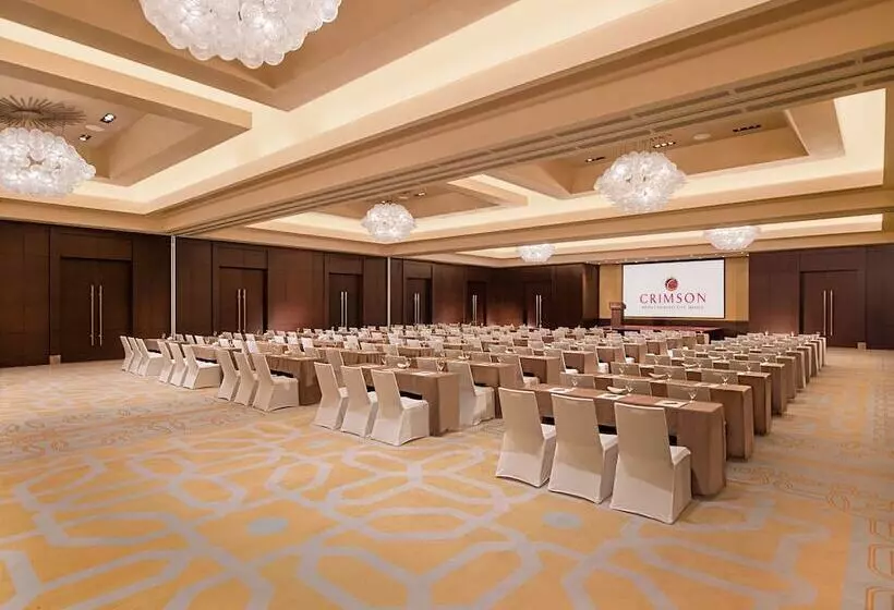 Crimson Hotel Filinvest City, Manila