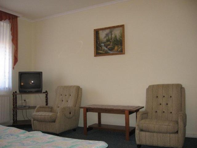 בית מלון כפרי Mika Vendégház