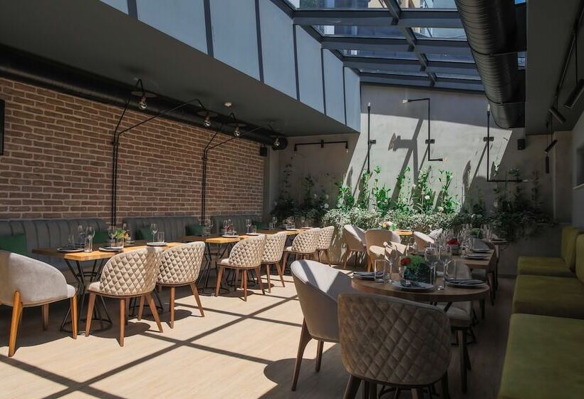 هتل Reverence Boutique