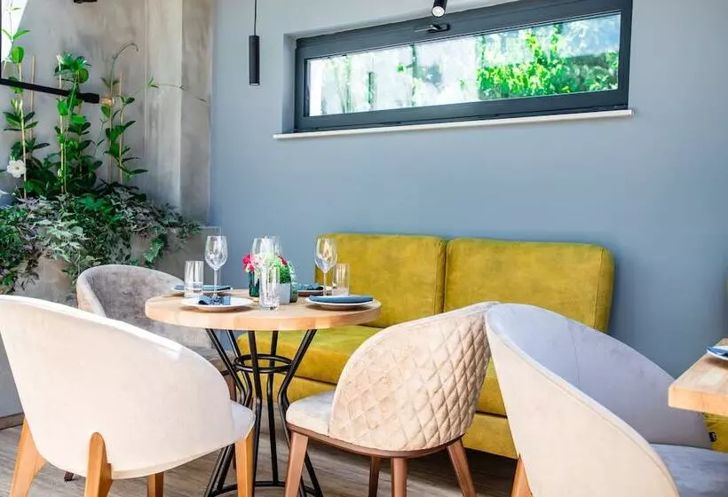 בית מלון כפרי Reverence Boutique