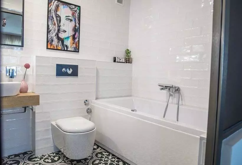 בית מלון כפרי Reverence Boutique