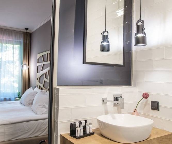 هتل Reverence Boutique