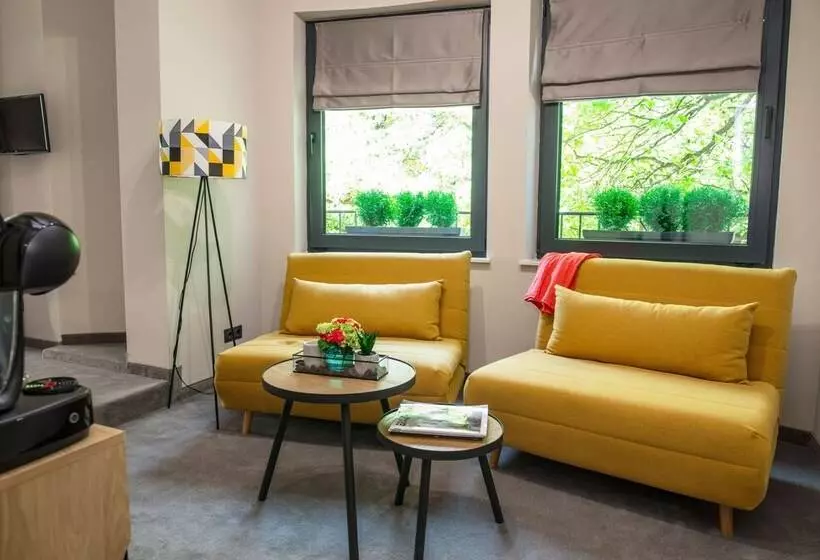 בית מלון כפרי Reverence Boutique