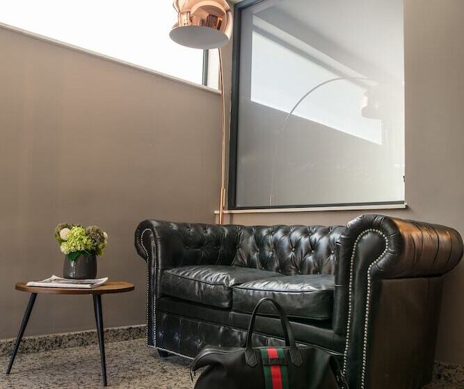 هتل Reverence Boutique