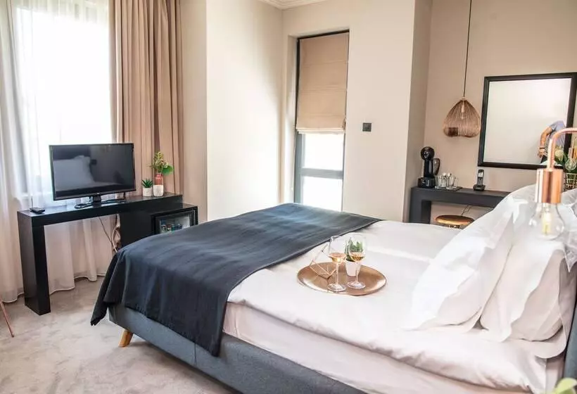 בית מלון כפרי Reverence Boutique