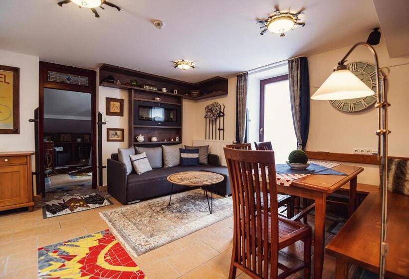 ホテル šumava Inn