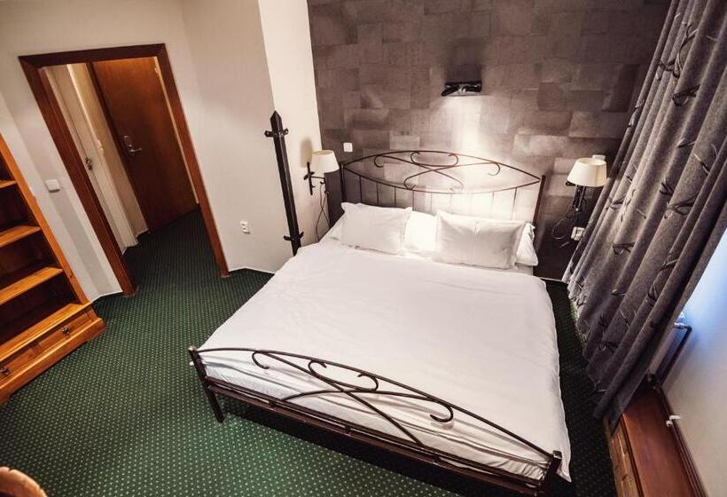 ホテル šumava Inn