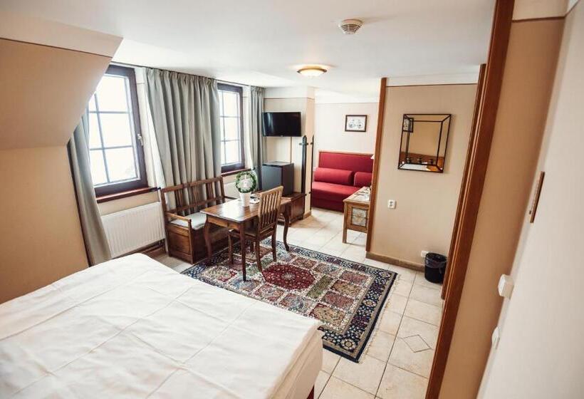 ホテル šumava Inn