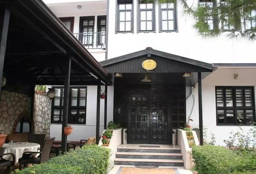 בית מלון כפרי Uz