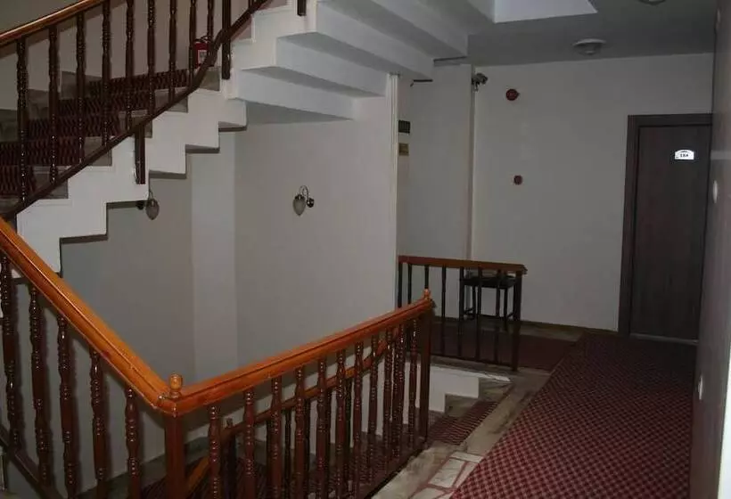 בית מלון כפרי Uz