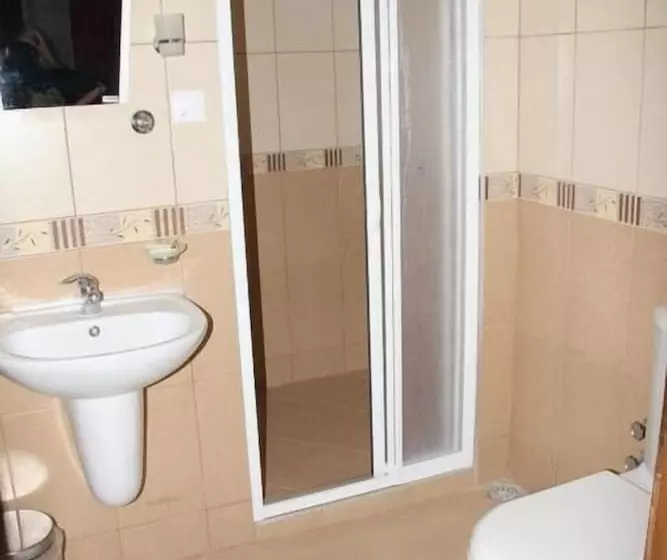 בית מלון כפרי Uz