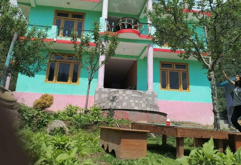 Bed and Breakfast Divya Apple Garden Guest House