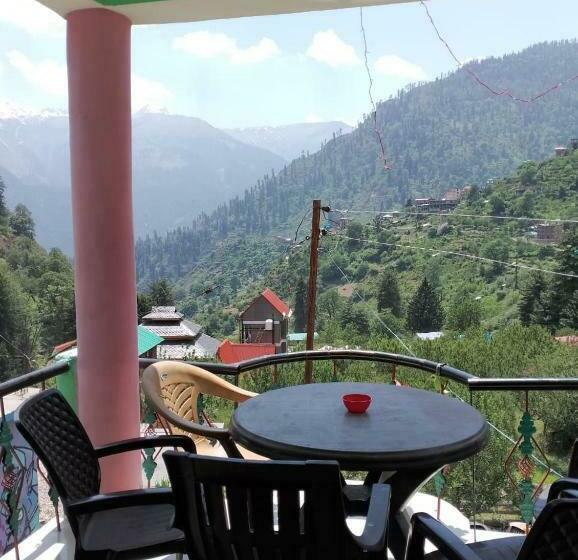 Bed and Breakfast Divya Apple Garden Guest House