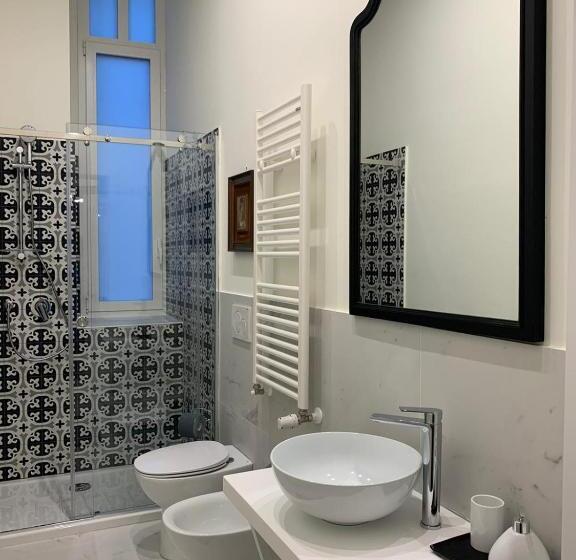 تختخواب و صبحانه Lex Suites