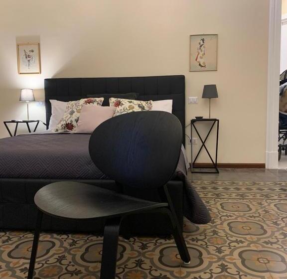 تختخواب و صبحانه Lex Suites