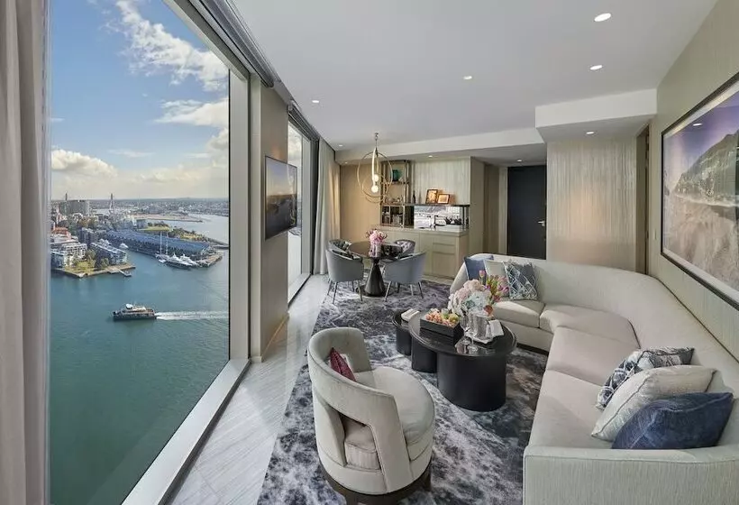 هتل Crown Towers Sydney