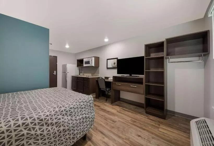 هتل Woodspring Suites San Antonio Utsa   Medical Center