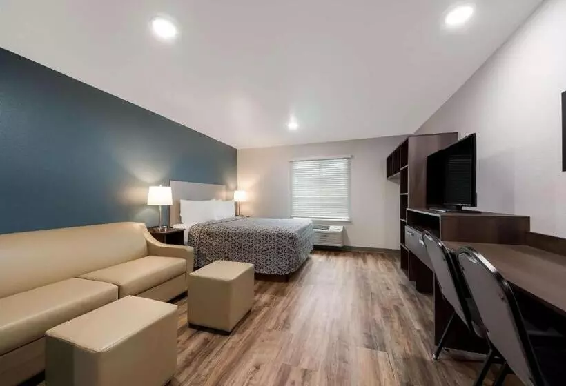 هتل Woodspring Suites San Antonio Utsa   Medical Center